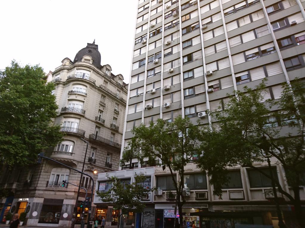 Apartamento Avenida De Mayo 1316 Buenos Aires Exterior foto