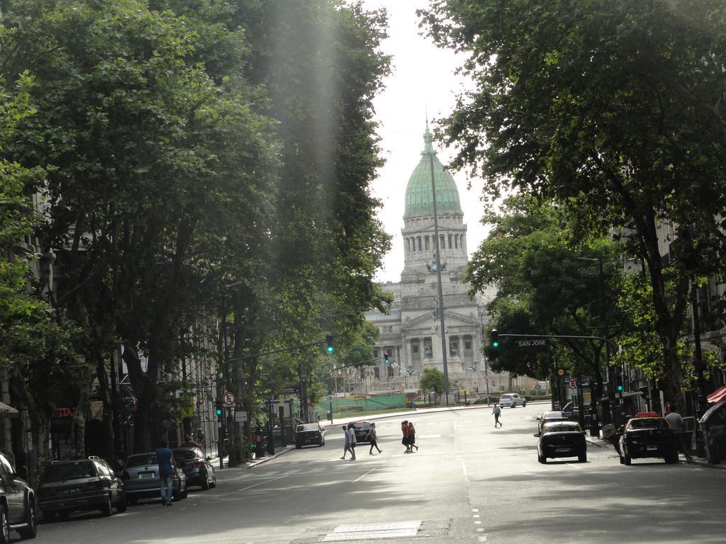 Apartamento Avenida De Mayo 1316 Buenos Aires Exterior foto